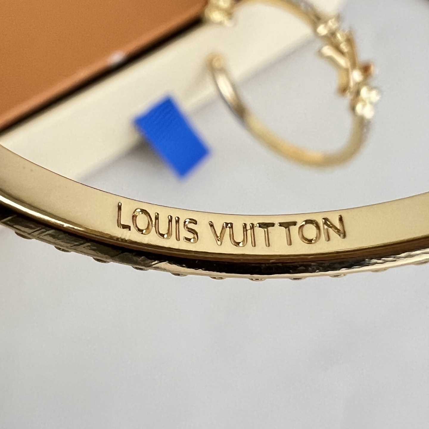 】原单货 LV 耳钉🔹🔹Louis Vuitton 路易威登 🔹专柜一致材质 火爆款出货 设计独特 复古