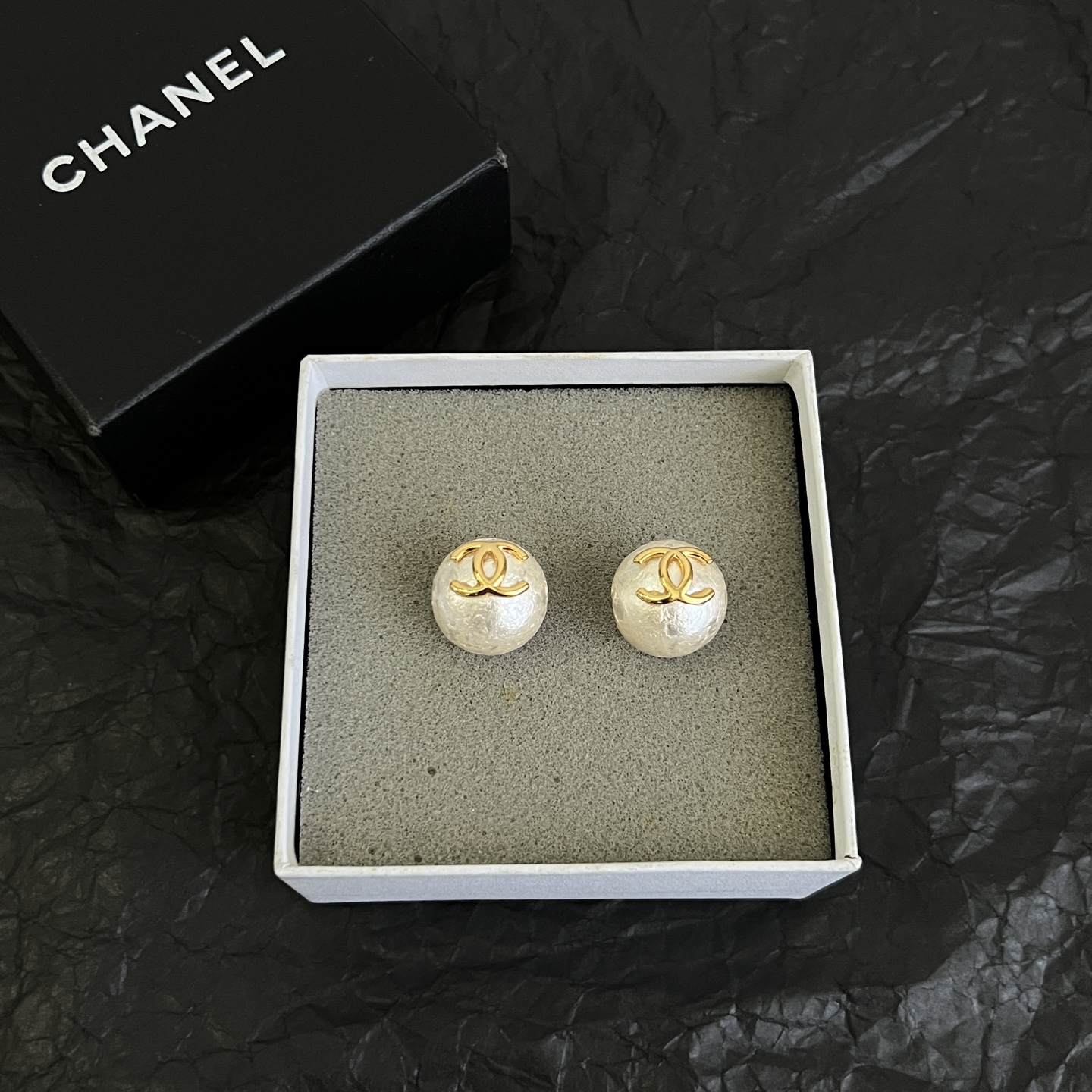】Chanel香奈儿 中古 耳钉👀小香家的款式真心无需多介绍😘🎶每一款都超好看，精致大方，非常显气质。