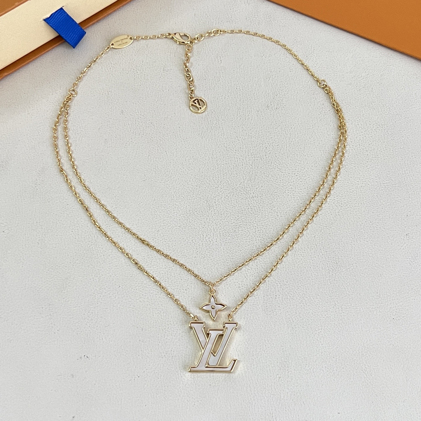 】LV 项链🔹🔹Louis Vuitton 路易威登🔹专柜一致材质 火爆款出货 设计独特 复古前卫 男神
