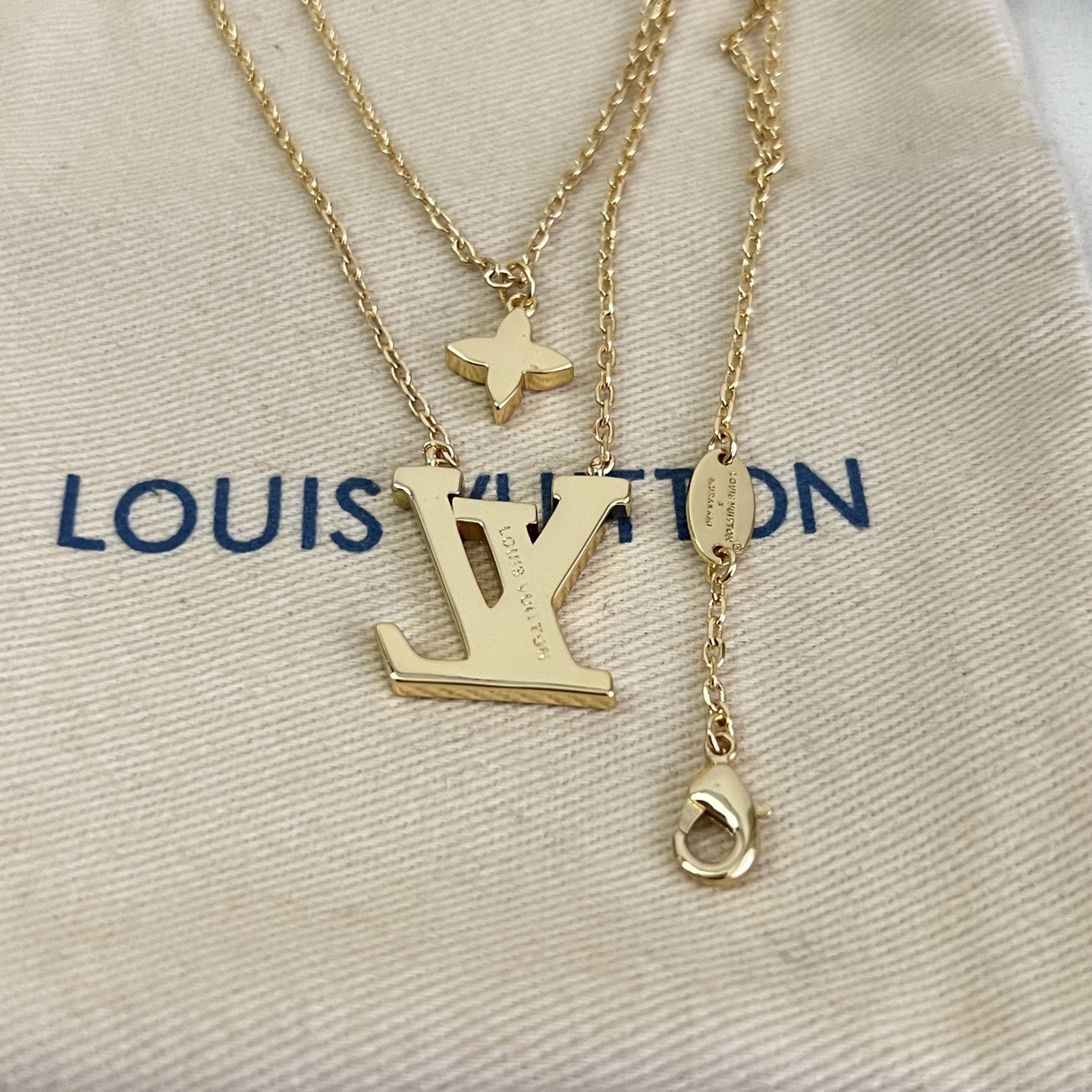 】LV 项链🔹🔹Louis Vuitton 路易威登🔹专柜一致材质 火爆款出货 设计独特 复古前卫 男神
