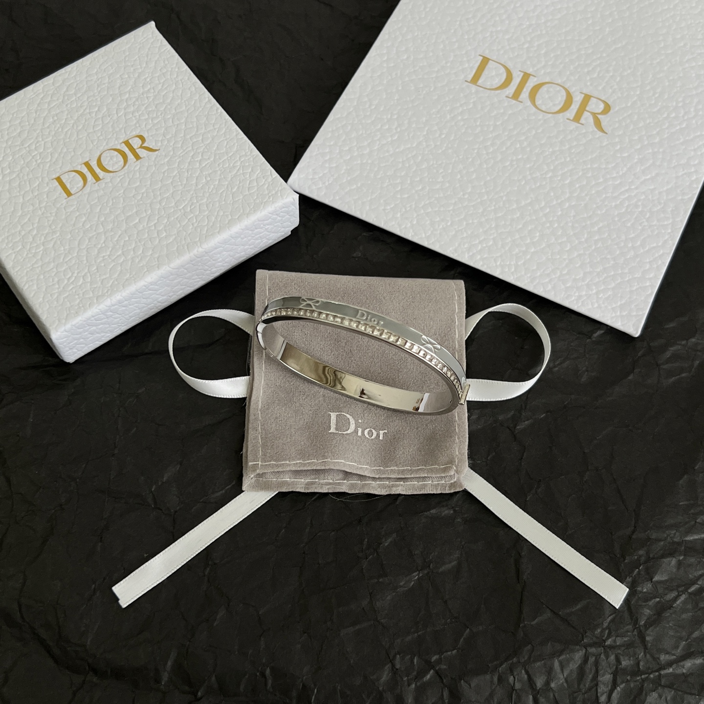 】👑Dior 迪奥  中古 手镯 专柜一致上新 精选原版一致 黄铜材质 甜美气质高雅。