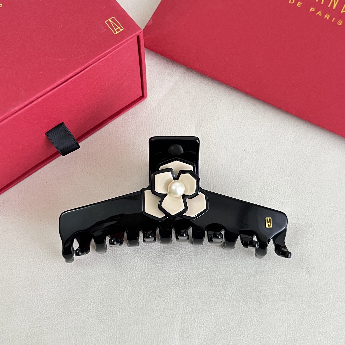】Alexanderwang 亚历山大王 抓夹 设计感满满的小巧精致不挑脸型.非常百搭 官网一比一复刻。