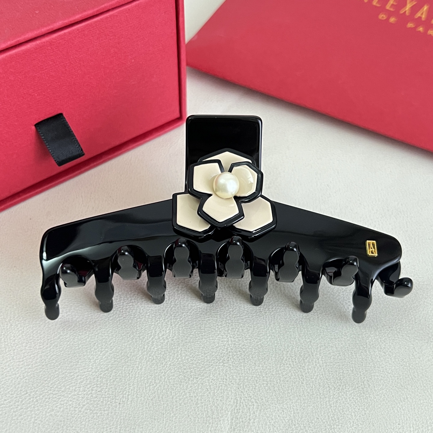】Alexanderwang 亚历山大王 抓夹 设计感满满的小巧精致不挑脸型.非常百搭 官网一比一复刻。
