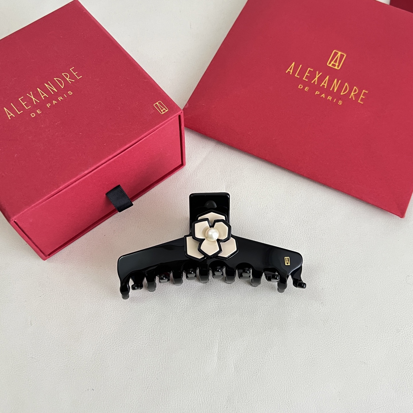 】Alexanderwang 亚历山大王 抓夹 设计感满满的小巧精致不挑脸型.非常百搭 官网一比一复刻。