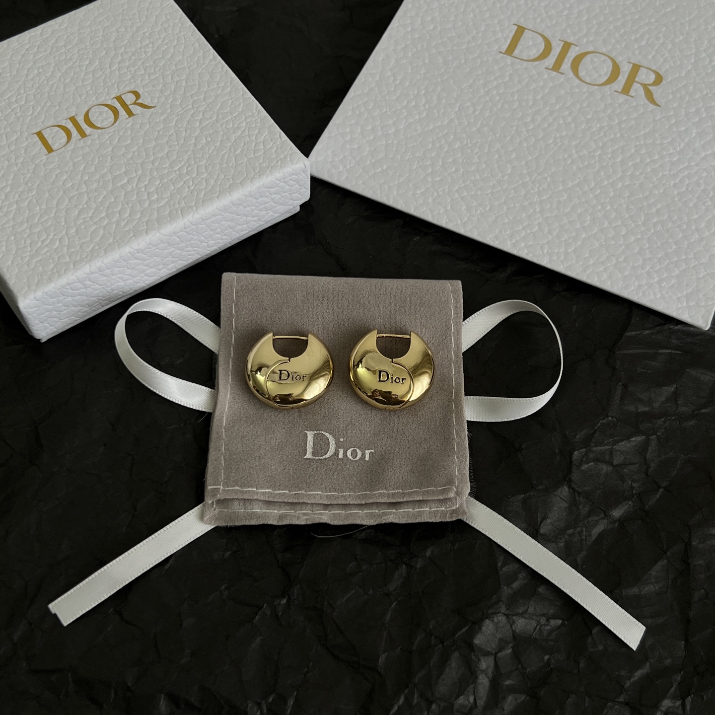 】👑Dior 迪奥  中古 耳环 专柜一致上新 精选原版一致 黄铜材质 甜美气质高雅。