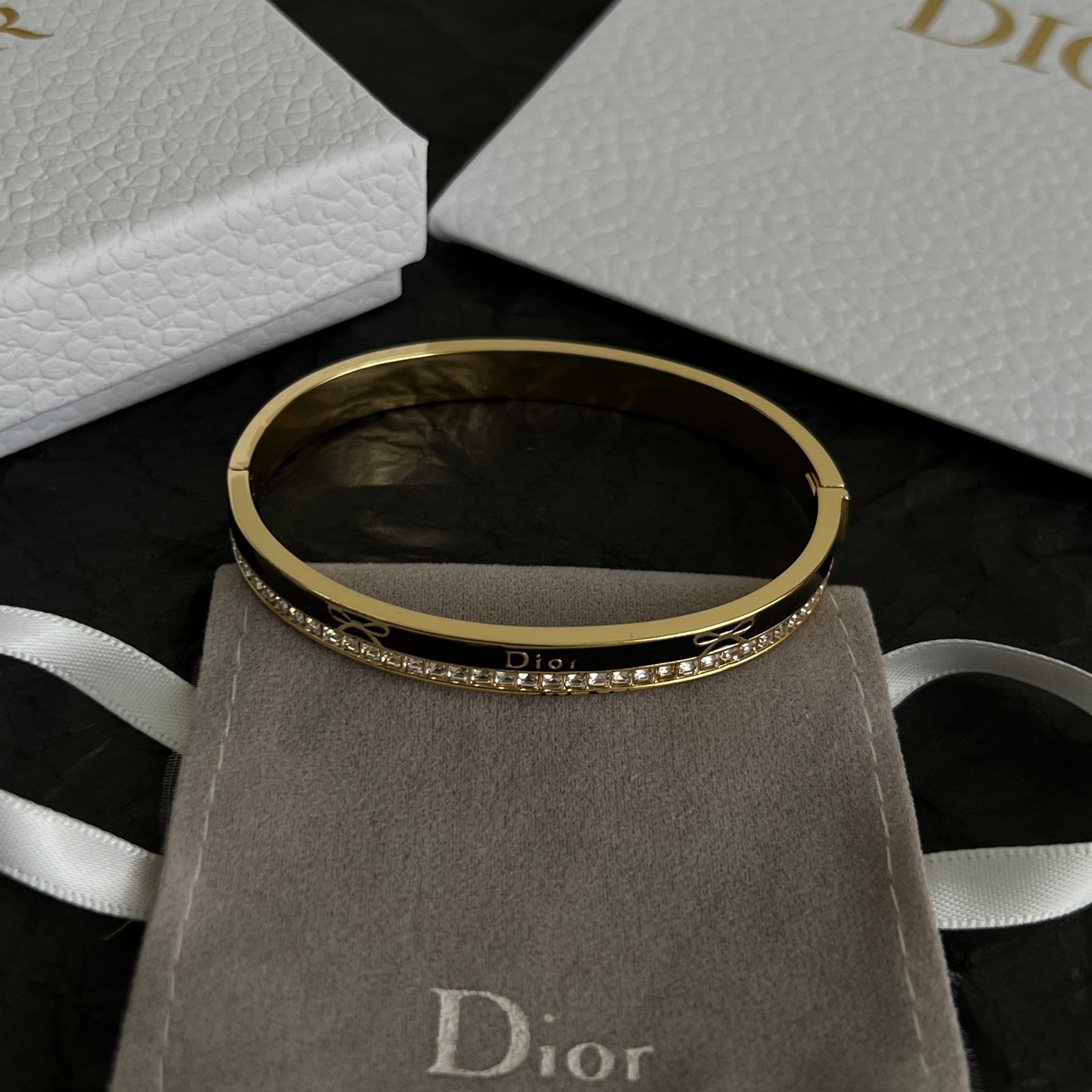 】👑Dior 迪奥  中古 手镯 专柜一致上新 精选原版一致 黄铜材质 甜美气质高雅。