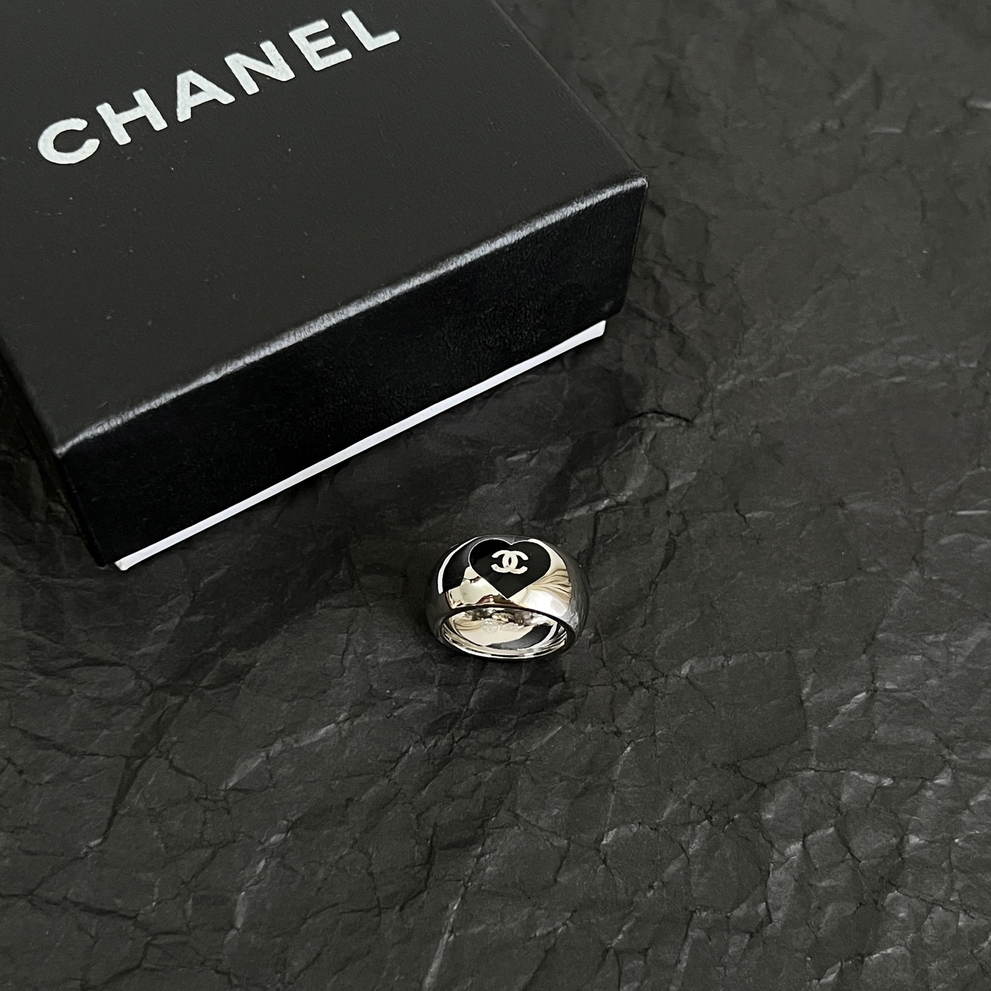 】Chanel香奈儿 中古 双C戒指👀原版复刻logo  小香家的款式真心无需多介绍😘🎶每一款都超好看，