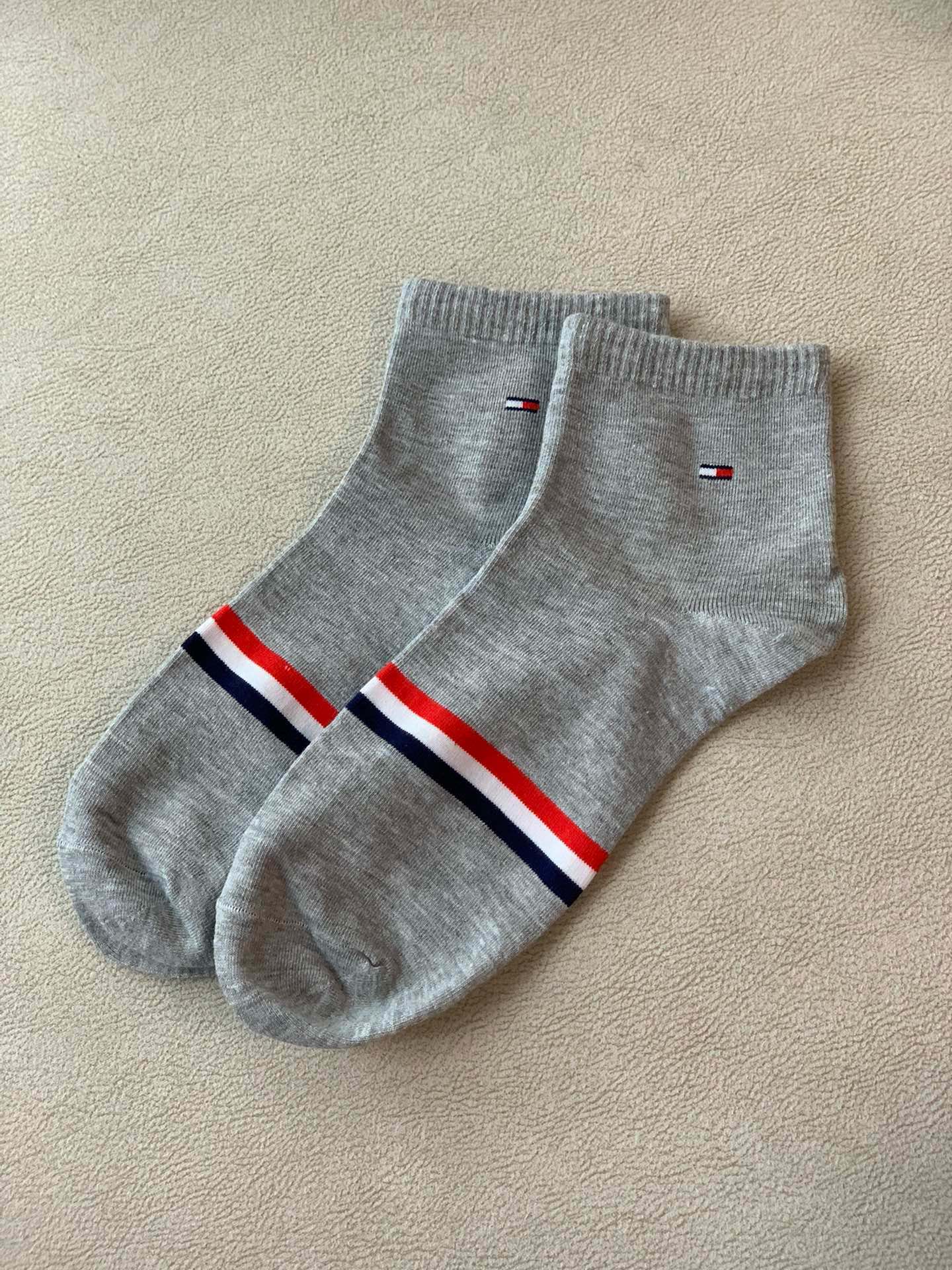 Blue, White, and Red Striped Design - Comprehensive 5