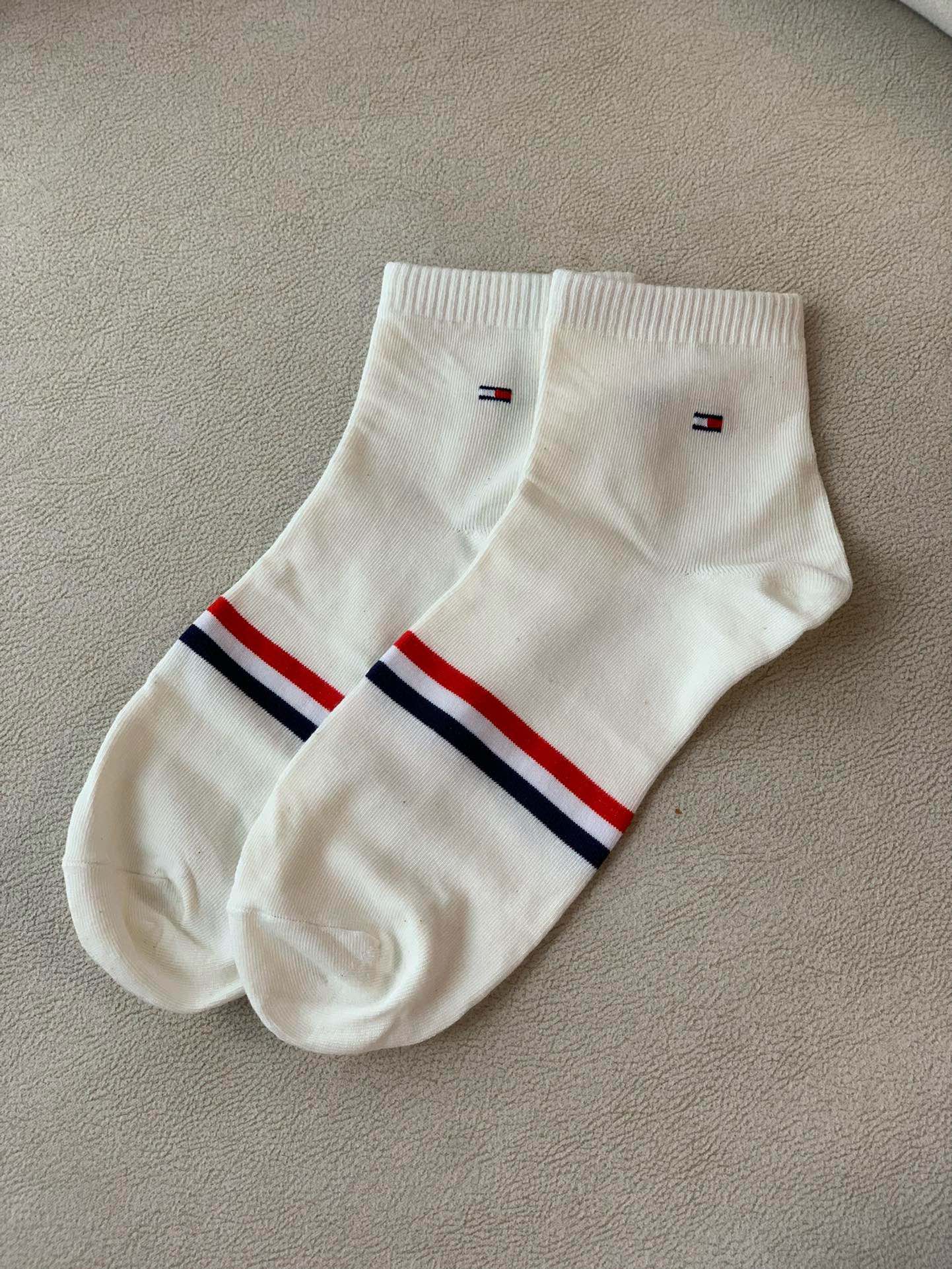 Blue, White, and Red Striped Design - Comprehensive 6