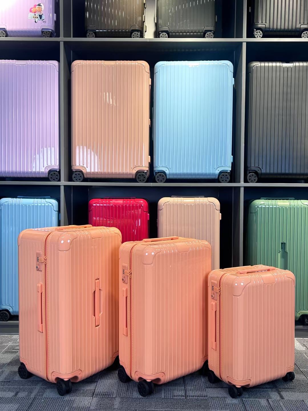 RIMOWA Essential Cabin Luggage - Lightweight & Durable Travel Companion 7 i1716943178 4232 5