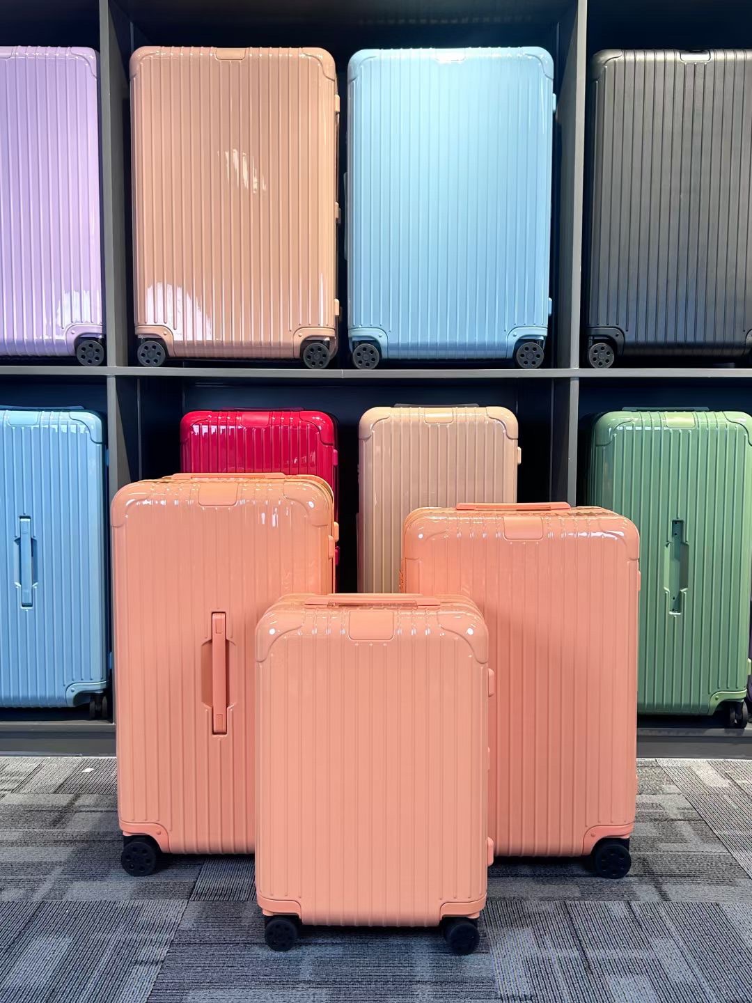 RIMOWA Essential Cabin Luggage - Lightweight & Durable Travel Companion 10 i1716943178 748 6
