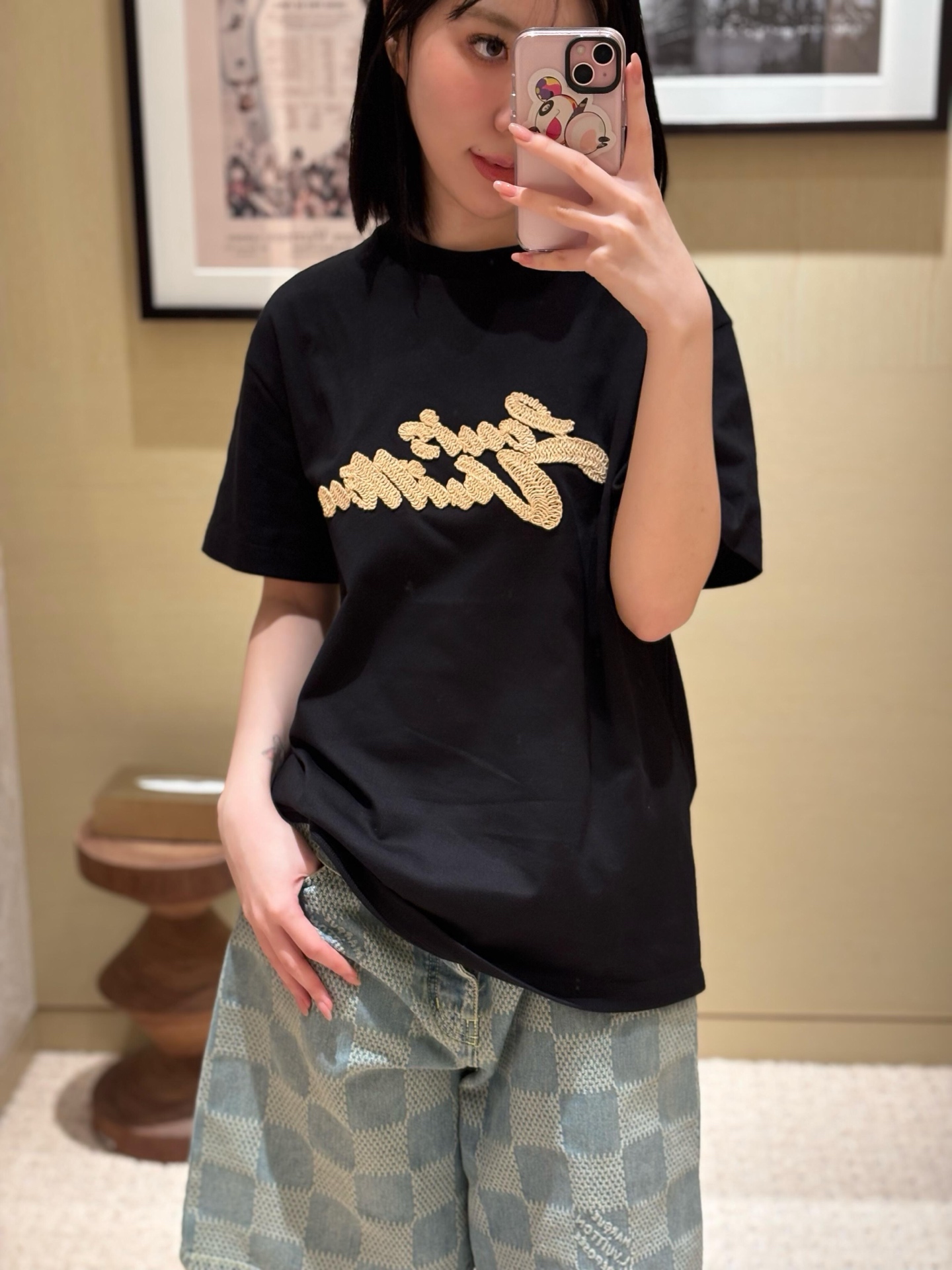 上身图 1V 25ss 草绳标识短袖-Chinese UA Cheap High Quatity Brand Clothes Bags handbags Sneakers wholesale wholesaler seller from China Factory suppliers Fashion Clothing Shoes best Quality Beautiful Price 上身图 1V 25ss 草绳标识短袖