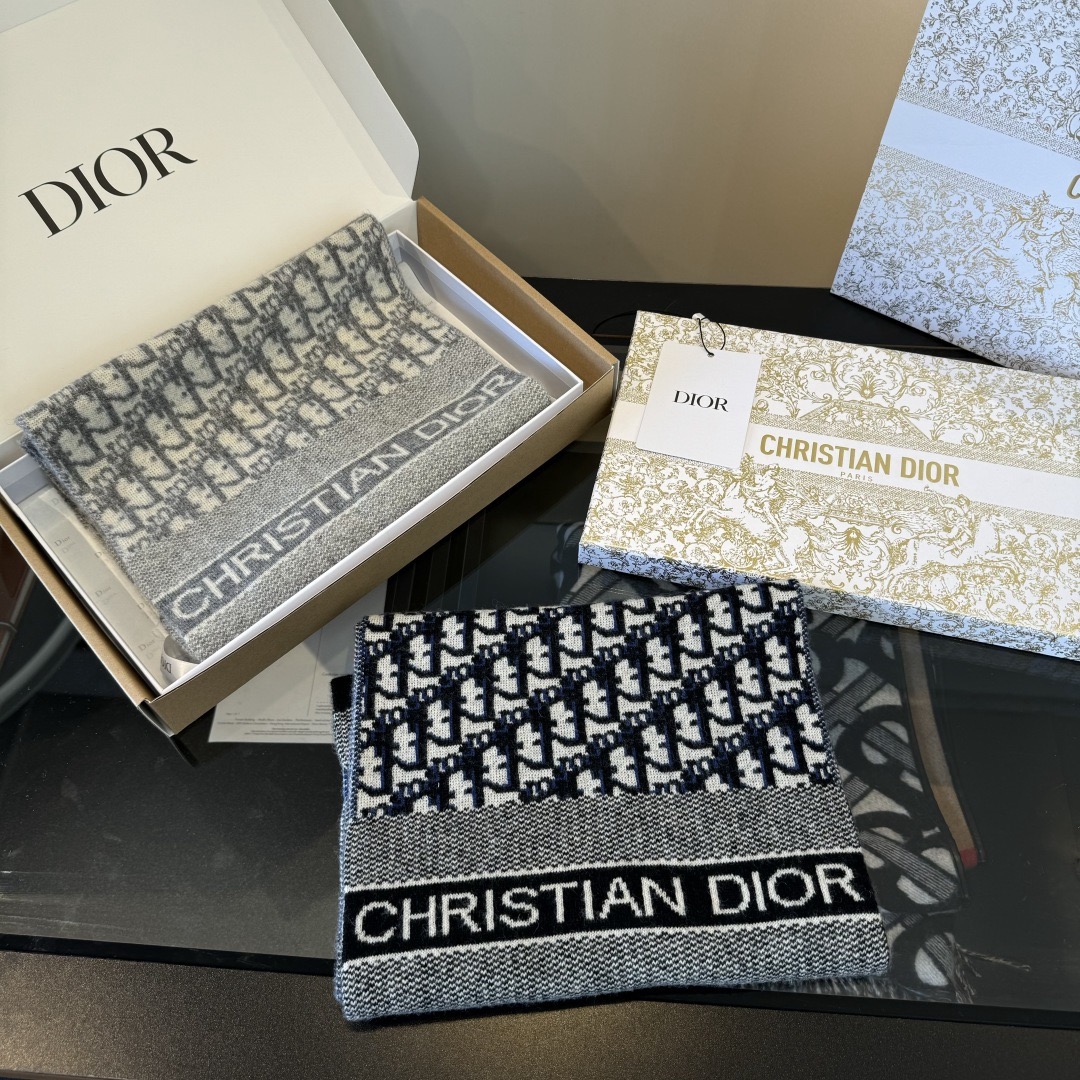 Dior halsduk ¥ — photo 8