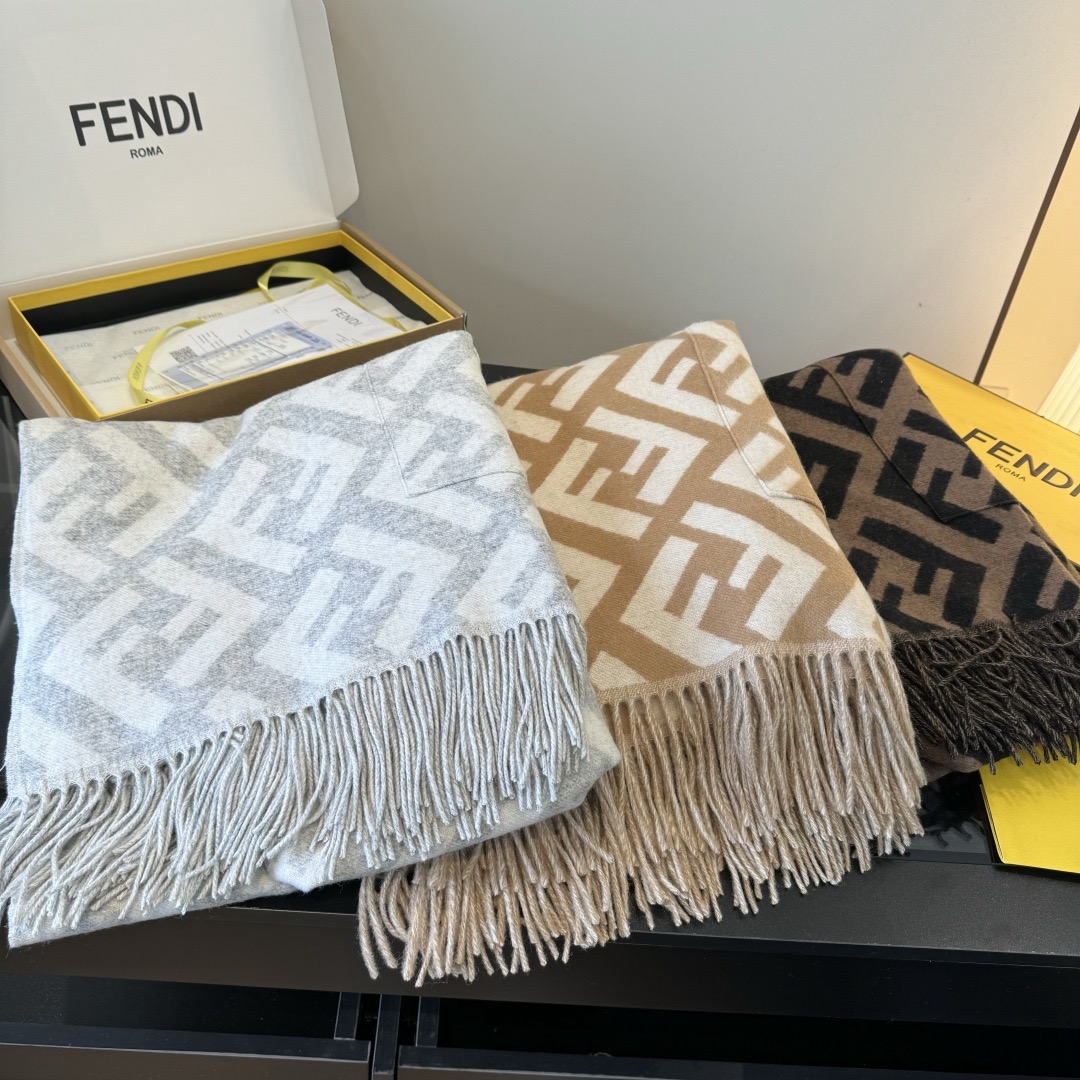 Fendi-hoed ¥ — photo 3