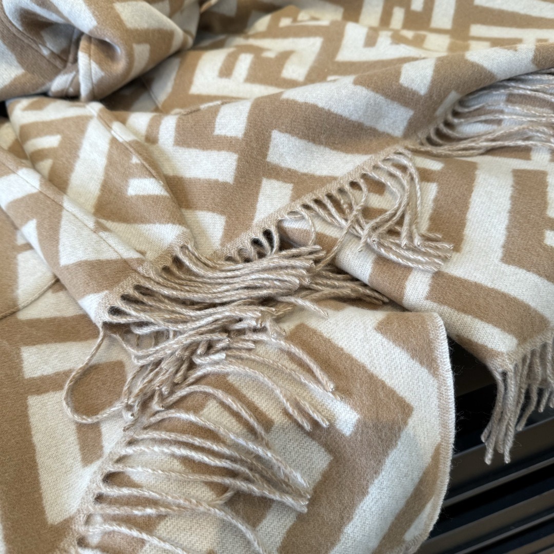 Fendi-hoed ¥ — photo 7