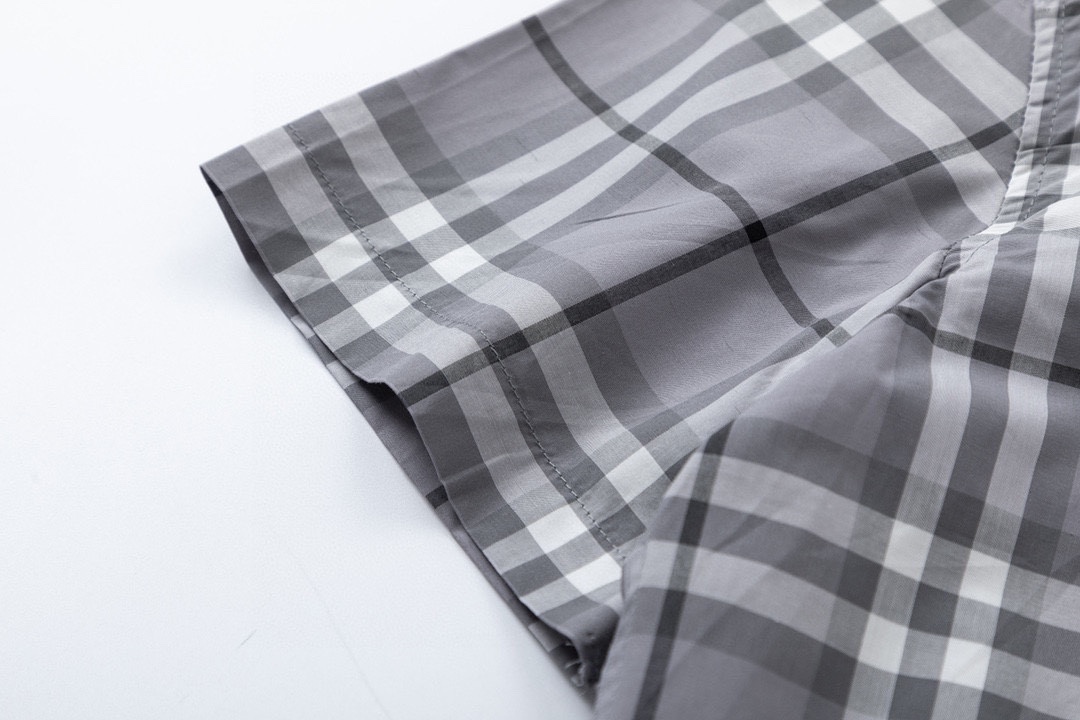 Burberry  衬衫服装,burberry 6