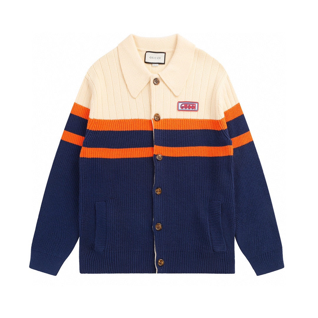 （高版本） Gucci/古驰SS23撞色拼接单排扣长袖针织开衫 蓝色撞白色间条olo针织毛衣，采用定制定染毛衣纱线面料，宽松oversize版型，欧版大版型男女同款，区别市场通货版本 男女同款 size: S M L
