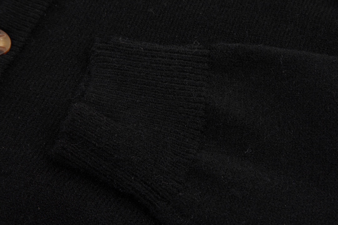 YSL/St. Rolands New Autumn Collection: Soft Skins, Deep Colors, Black/Gray, S M L - 图片 8