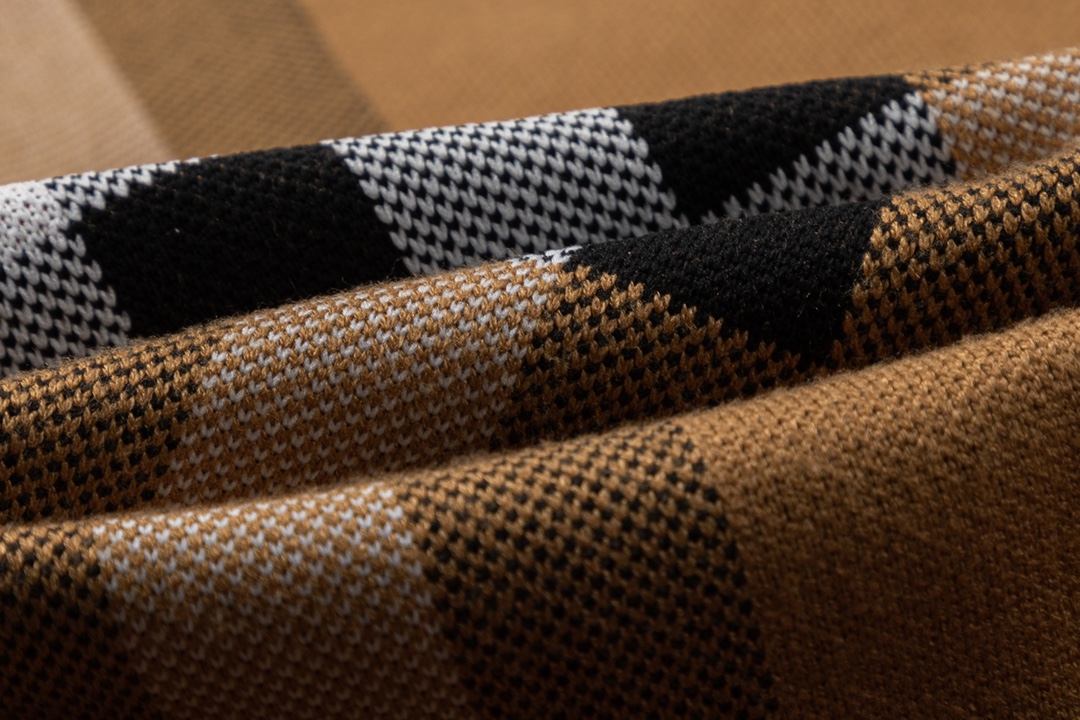 Burberry/Balberly 23s Classic Chrysanthemum Khaki Jacket with Custom Supplements - 图片 7