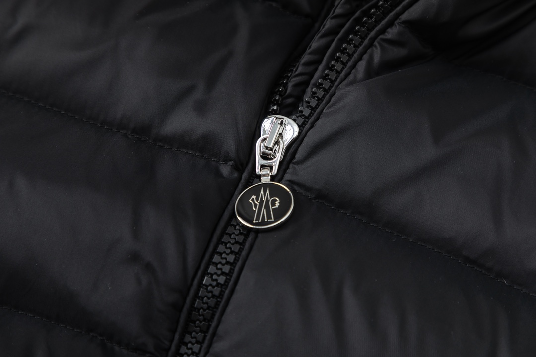 配防尘袋Moncler/蒙口新品上架立领拼接空气棉羽绒服定制yb防风防水尼龙材质白鹅绒填充内里整件轻薄保