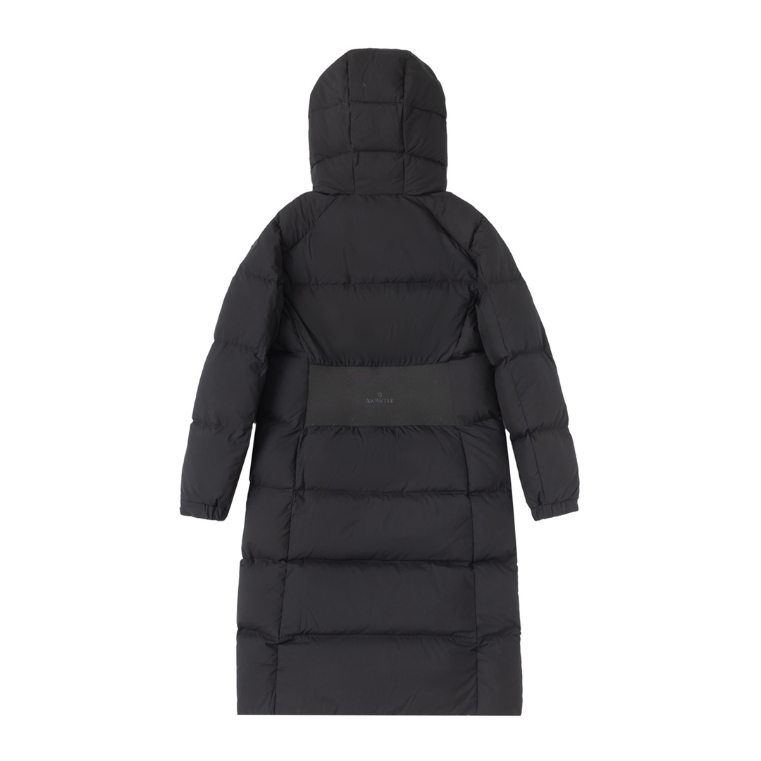 配防尘袋MONCLER/蒙口女士烫字连帽长款羽绒外套时尚动感全新诠释简洁风格长款收腰羽绒服,后收腰松紧设