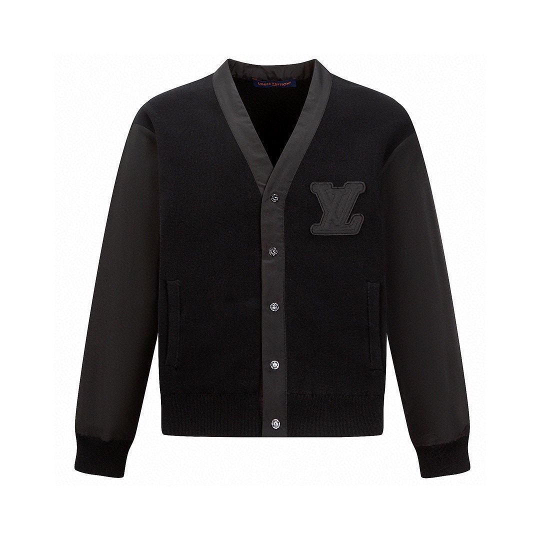 Louis Vuitton’s 2023 Desert Biker Jersey Jacket with Cotton Knitting and LV Stamps - 图片 1