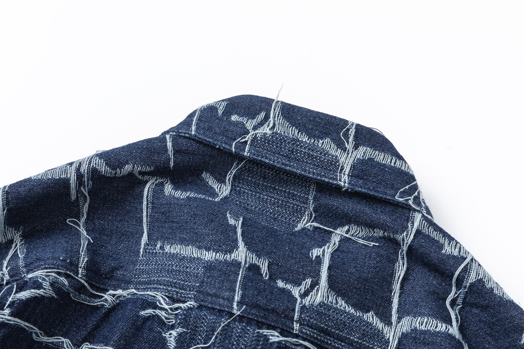 2024 Fendi High-End Logo Shirts in Blue: Detailed Tailoring and Quality Craftsmanship - 图片 5
