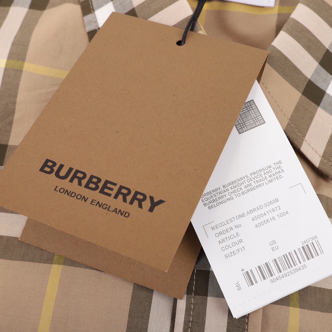 高品对位Burberry/巴宝莉新款条纹长袖衬衫BBR品牌最具代表性条纹元素衬衣专柜销量第一款面料采用双