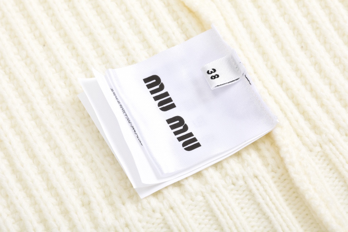 Miumiu 24SS Imported Cashmere Dress with German Pins (Size 38, 40, 42) - 图片 9
