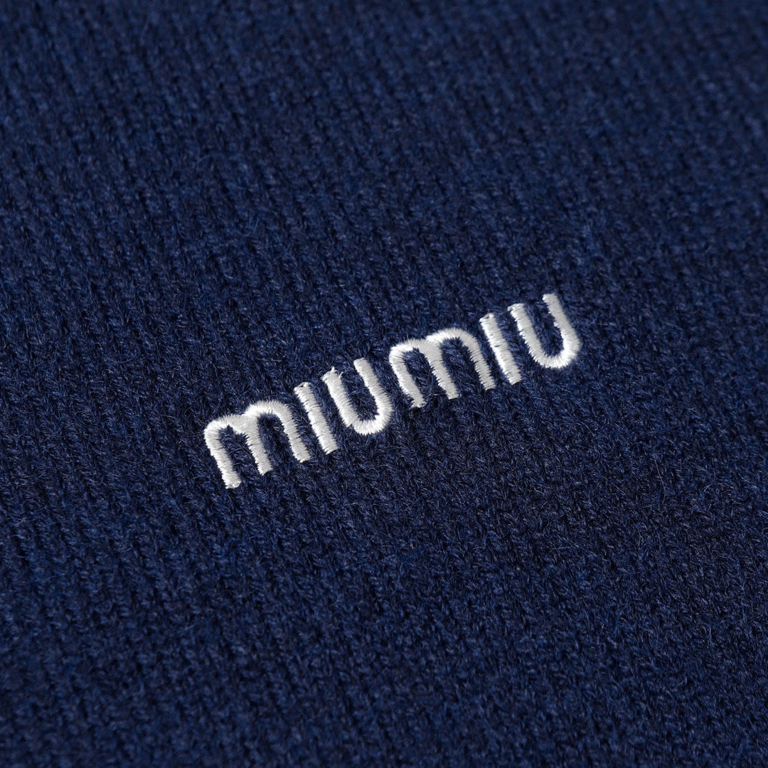 Miumiu/Mum 24FW Embroidered Teddy Sweater, Wool Blend, One Size Fits All - 图片 4