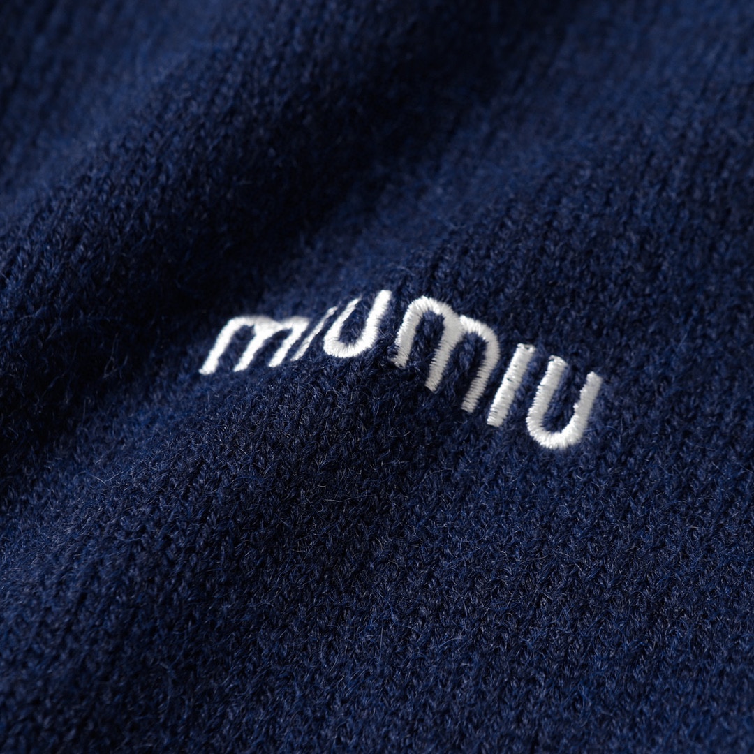 Miumiu/Mum 24FW Embroidered Teddy Sweater, Wool Blend, One Size Fits All - 图片 5