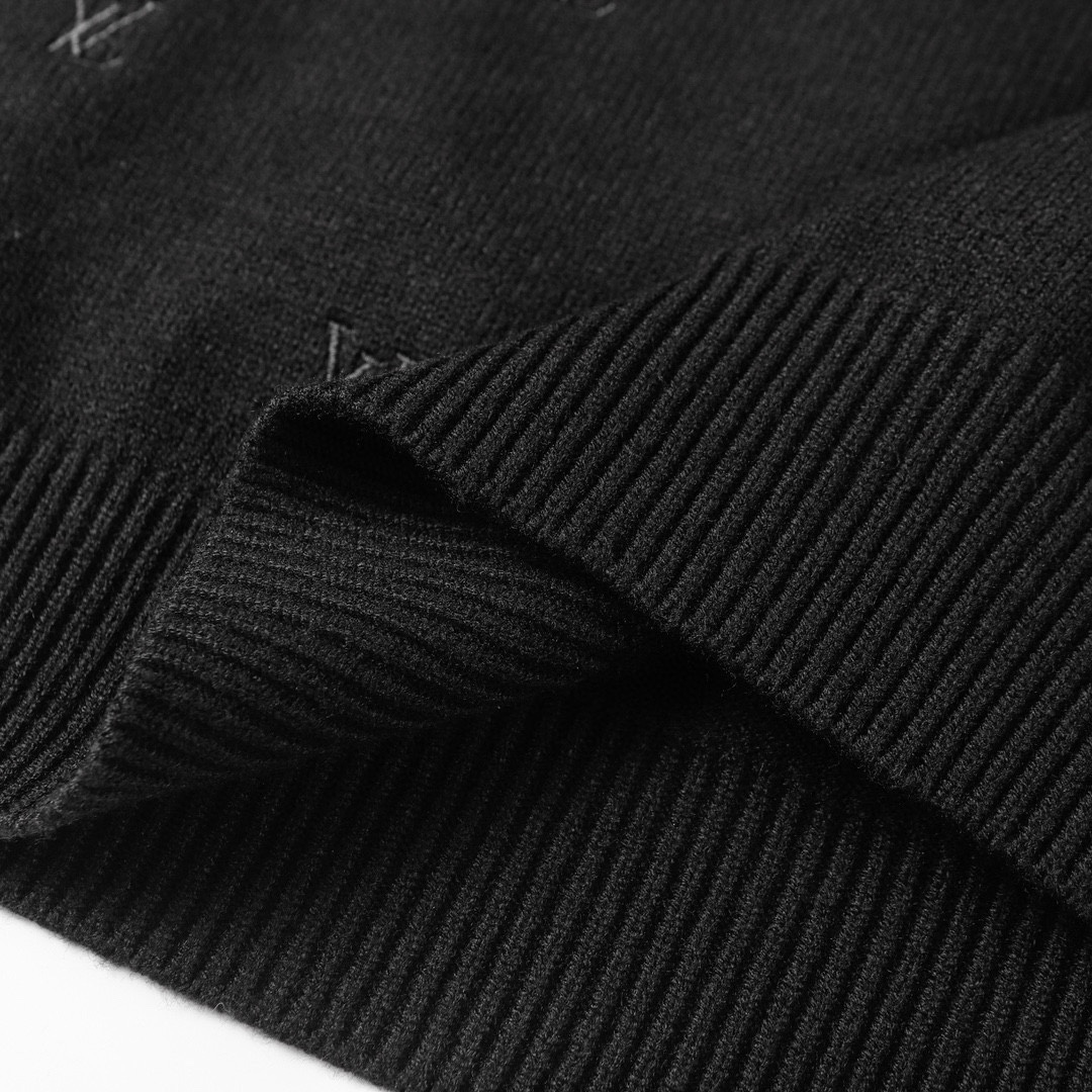 Louis Vuitton SS24 Sweater with Lv Biason Pattern in Black, Sizes S M L - 图片 7