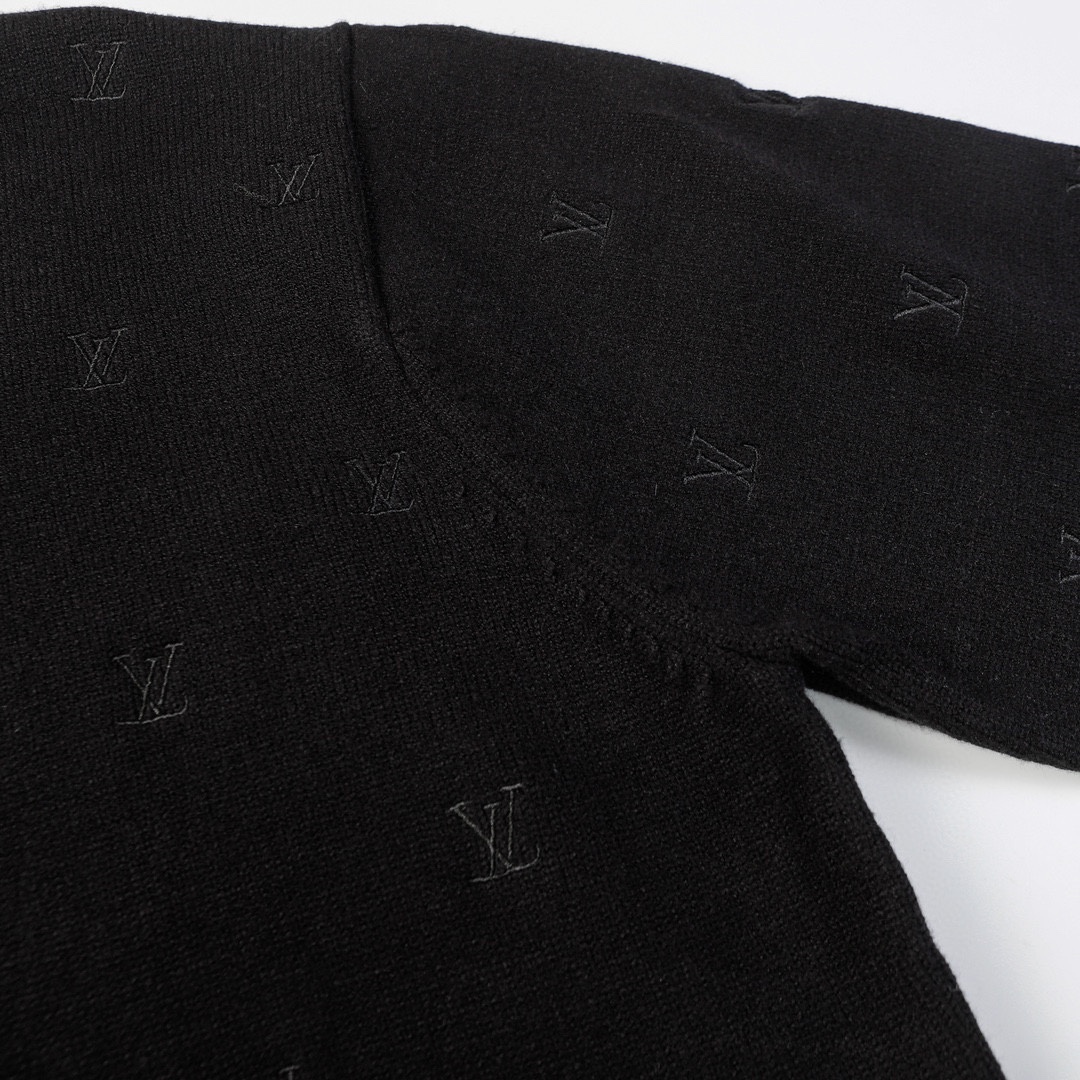 Louis Vuitton SS24 Sweater with Lv Biason Pattern in Black, Sizes S M L - 图片 4