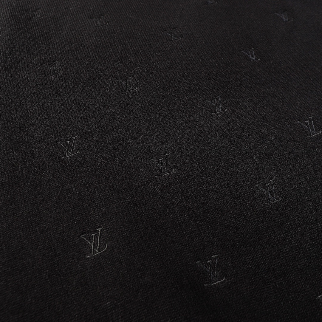 Louis Vuitton SS24 Sweater with Lv Biason Pattern in Black, Sizes S M L - 图片 5