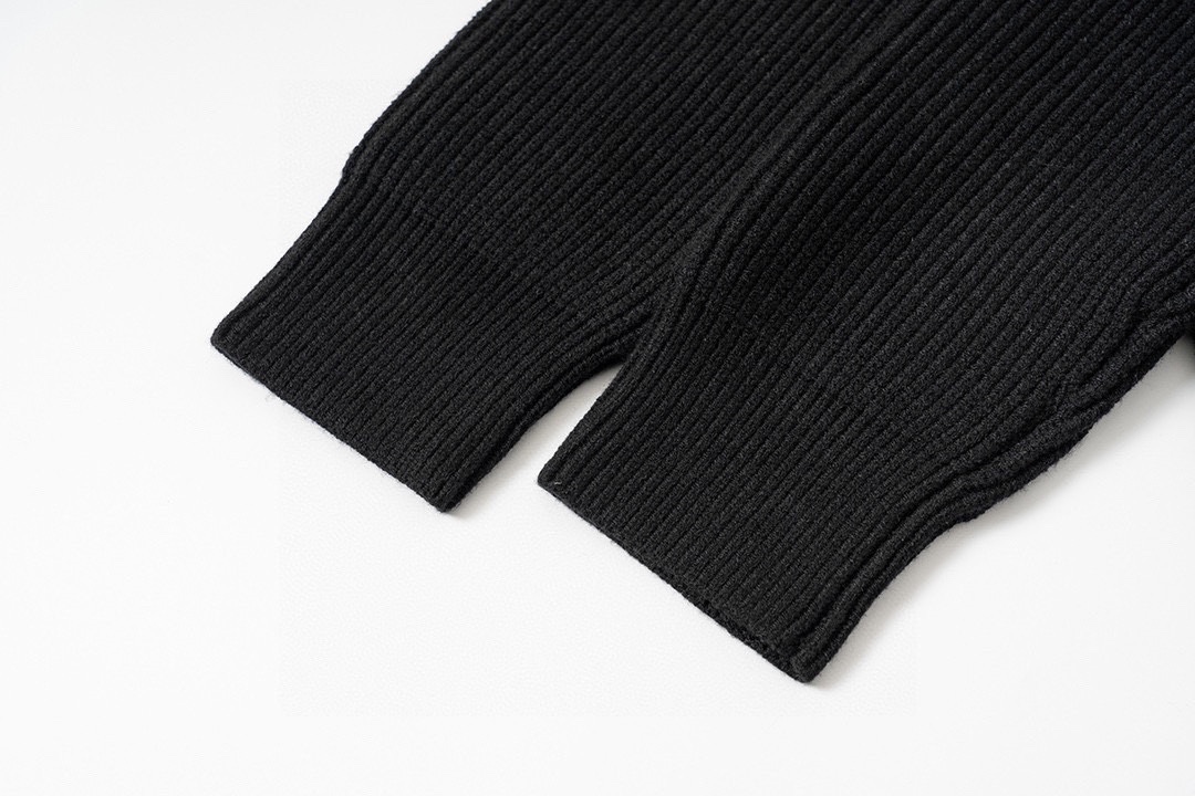 CELINE Autumn/Winter Weasel Collar Coat: Imported Wool, Hand-Plugged for Softness, Custom Sizing - 图片 7