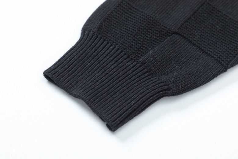 Louis Vuitton 22SS Sweater: Classic Cotton Stitching, Metal Pin Detail, Unisex Style - 图片 6
