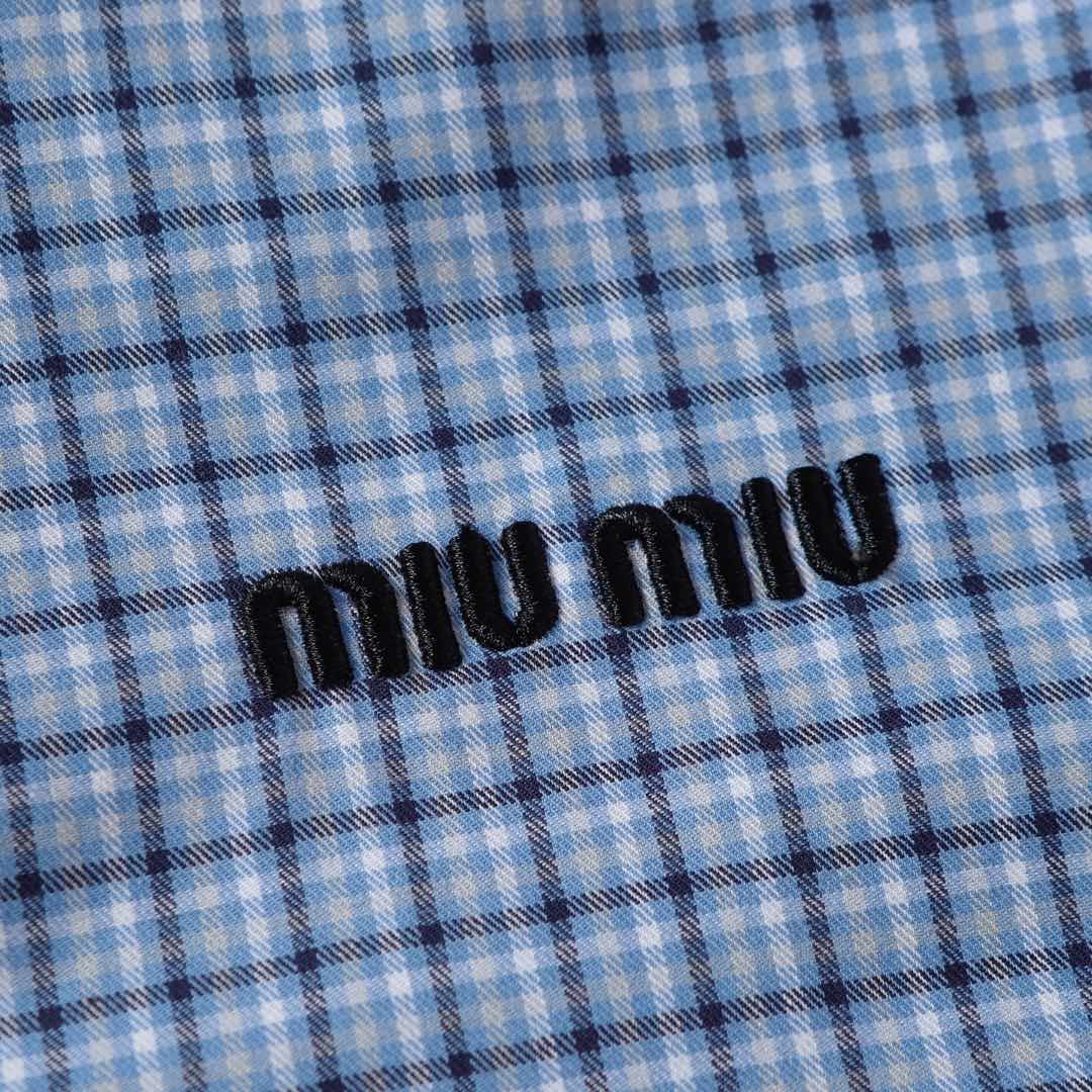 MiUMIU/Mumummm Long Sleeves: Original Quality, Custom Striped Fabric, Intricate Embroidery - 图片 4