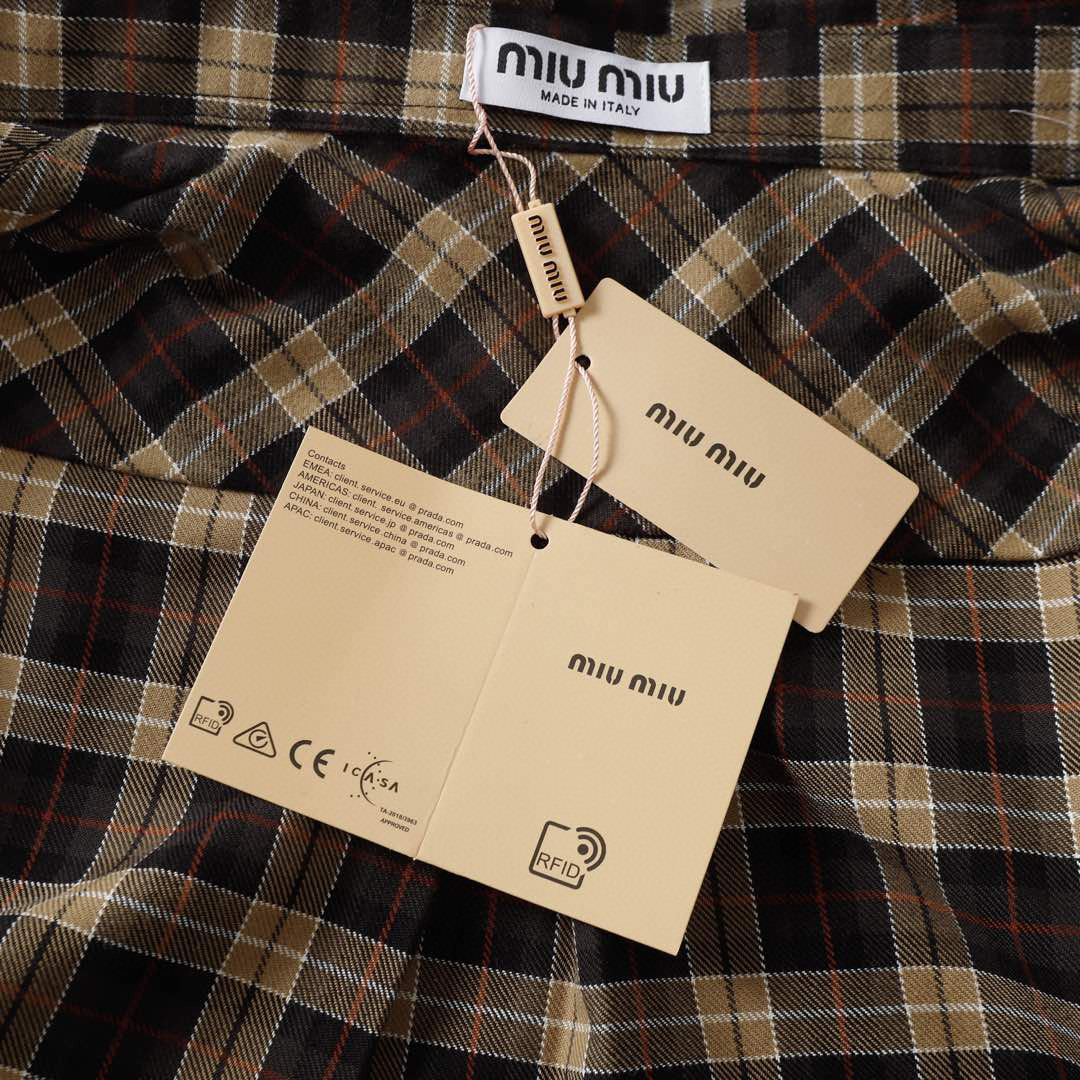 Yeah. FG (1:1 original quality) Miumiu/Mum24fw New England College Flow Shirt Yb development - 图片 5
