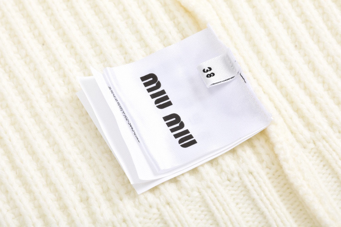 Luxury Miumiu Dress with German Imported Fabric and Custom Details: $468 - 图片 9