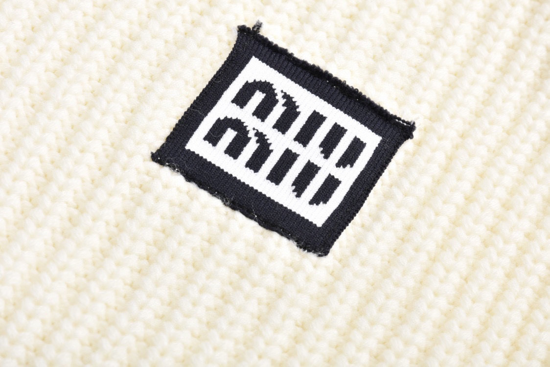 Luxury Miumiu Dress with German Imported Fabric and Custom Details: $468 - 图片 4