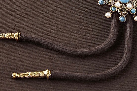 504 Louis VUITTON/Louisweed Sunflower Hoodie: Western-themed design with Monogram flower carving and metallic rope. - 图片 8