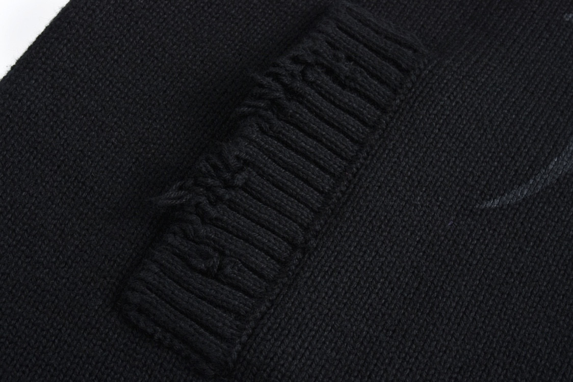 Luxury Flame Chain Sweater with Unique Design and High-Quality Materials - 图片 6