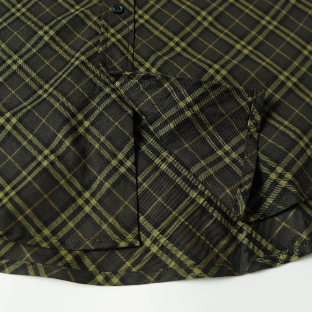 （官网11原单品质)
Burberry/巴宝莉24ss新款刺绣格纹棉质衬衫
新款法兰绒衬衣，面料原柒厂1