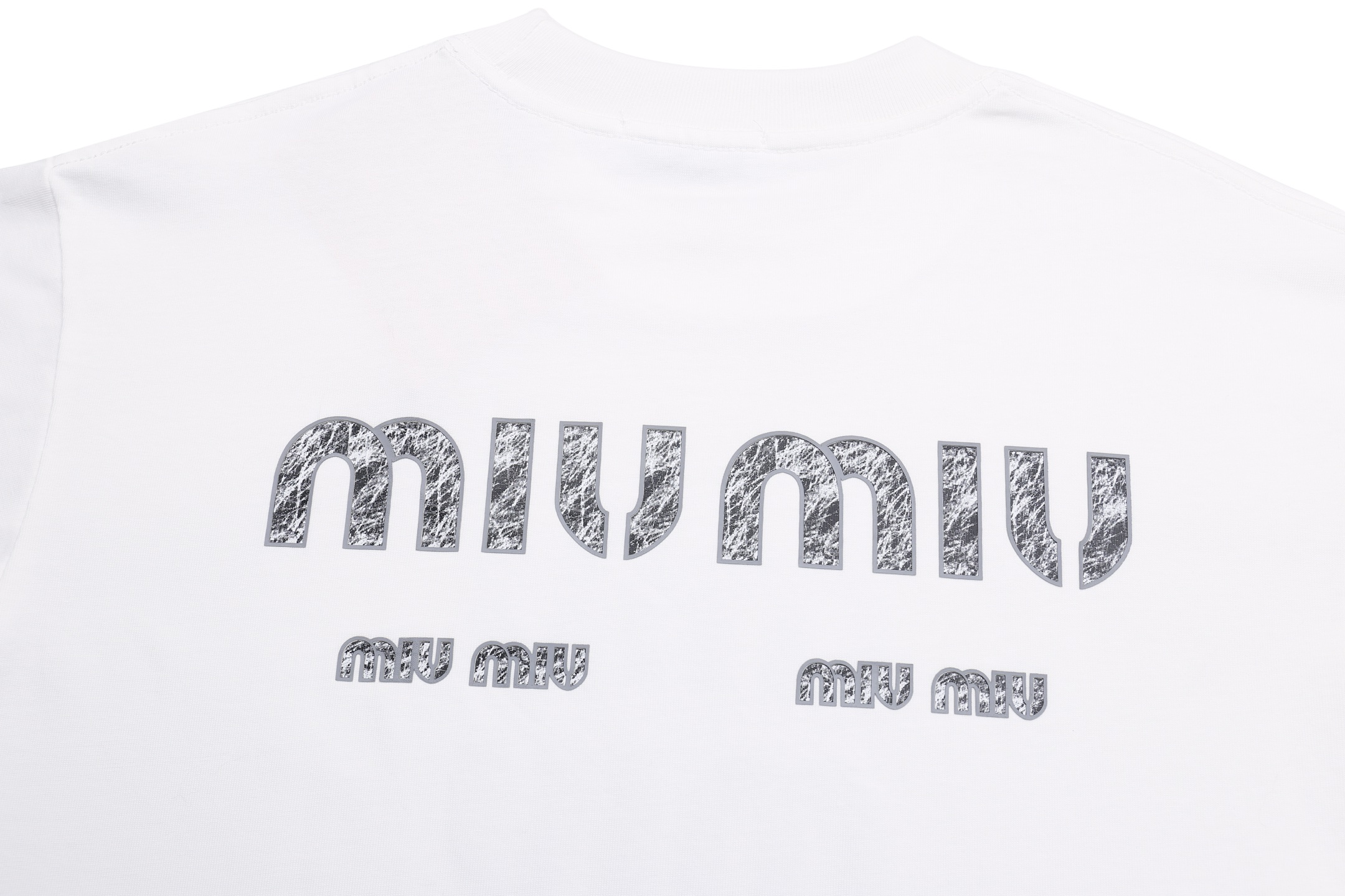 Miu Miu Symbolic T-shirt Shorts Collection for XS-L Sizes - 图片 5