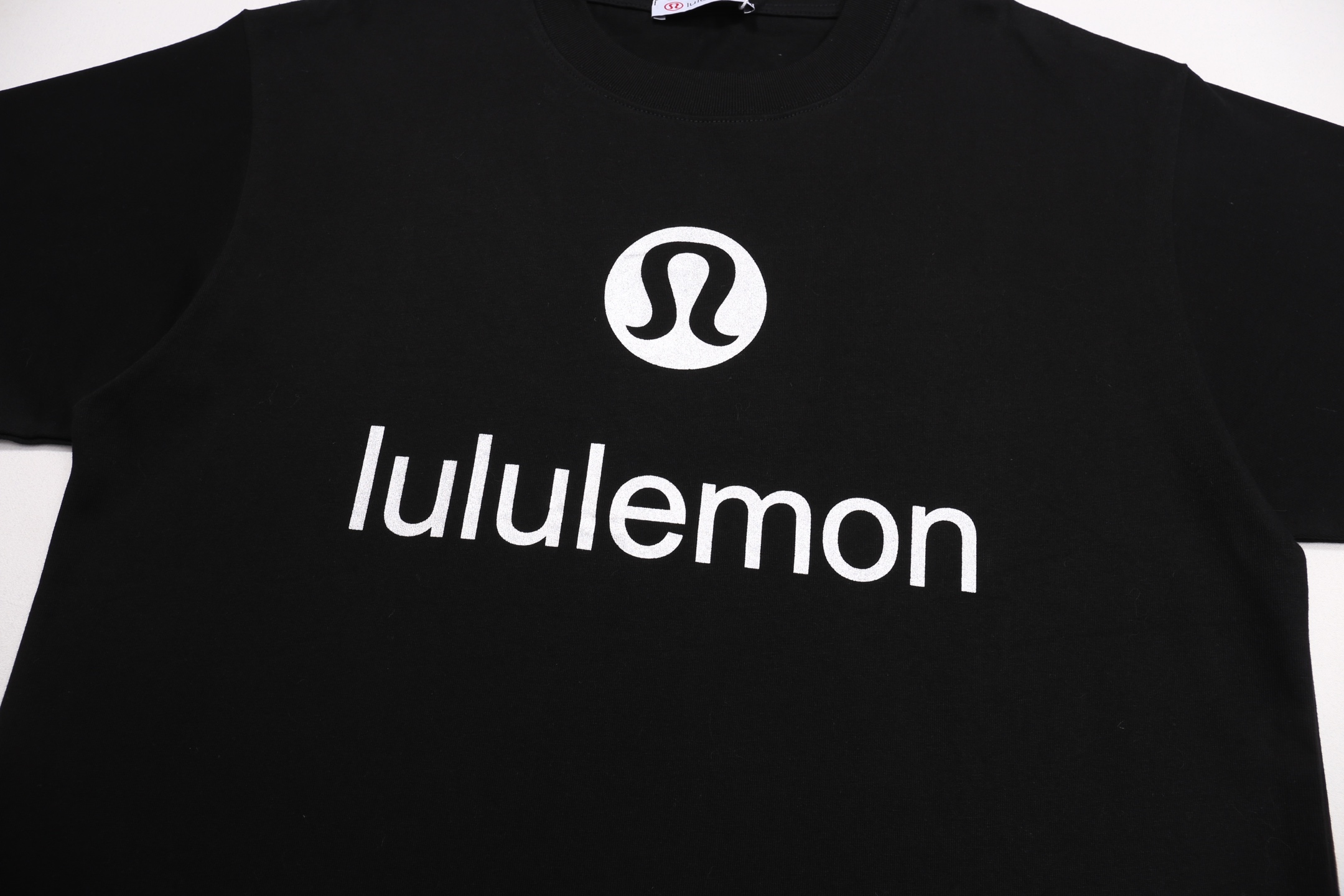 Lululemon 2025SS Big Logo Silver-Print Short Sleeves in Pure Cotton Shorts - 图片 3