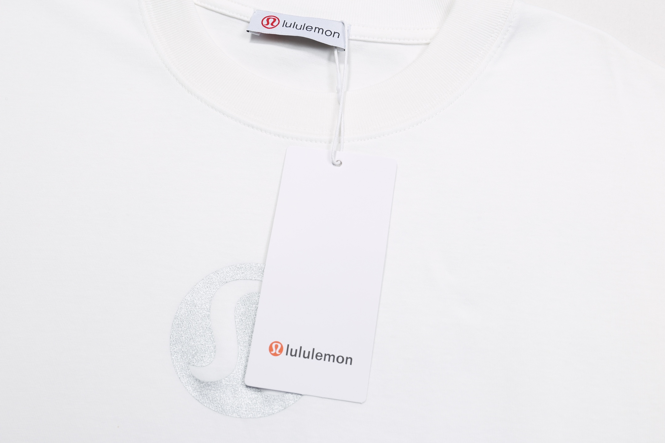 Lulemon 2025SS Big Logo Silver-Print Shorts: Stylish, Heavy Cotton, Various Sizes - 图片 8