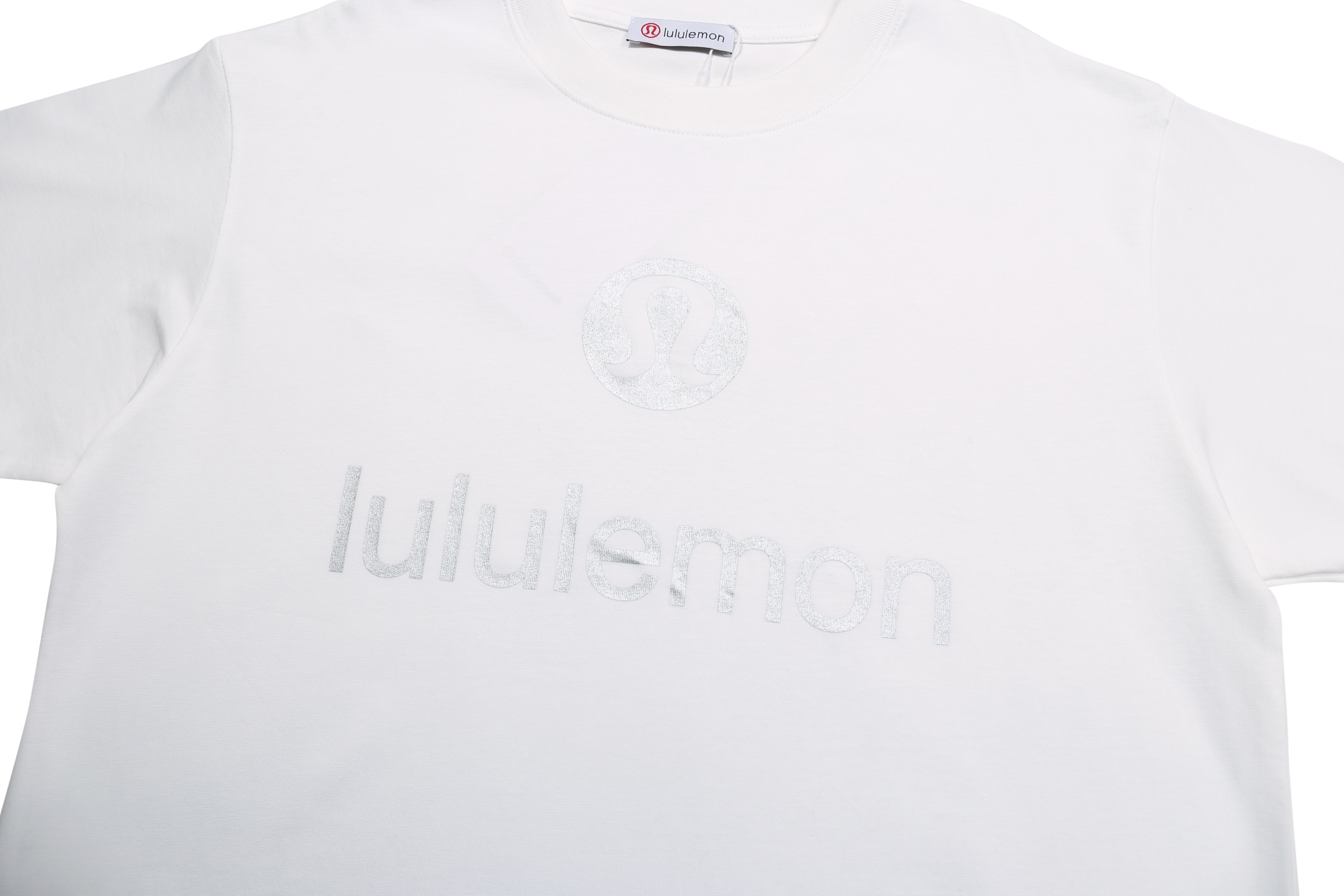 Lulemon 2025SS Big Logo Silver-Print Shorts: Stylish, Heavy Cotton, Various Sizes - 图片 3
