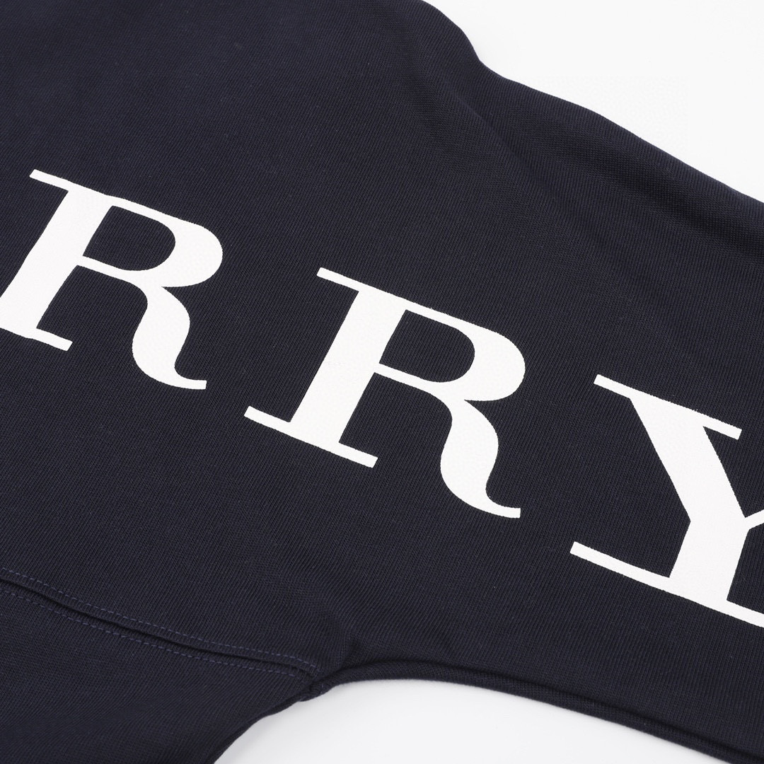 Burberry BBR Classic Blowback Logo Bat Sleeves – Premium Quality and Comfort - 图片 4