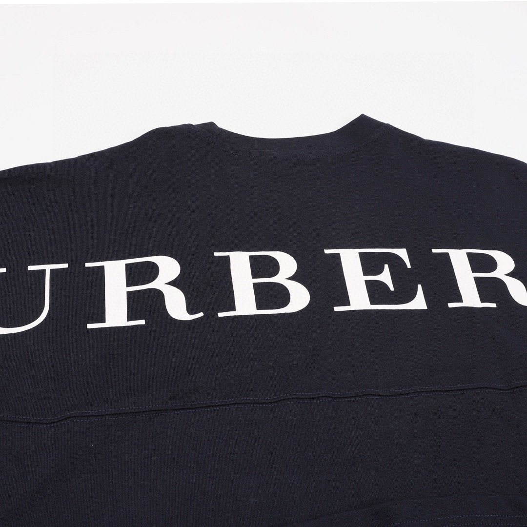 Burberry BBR Classic Blowback Logo Bat Sleeves – Premium Quality and Comfort - 图片 9