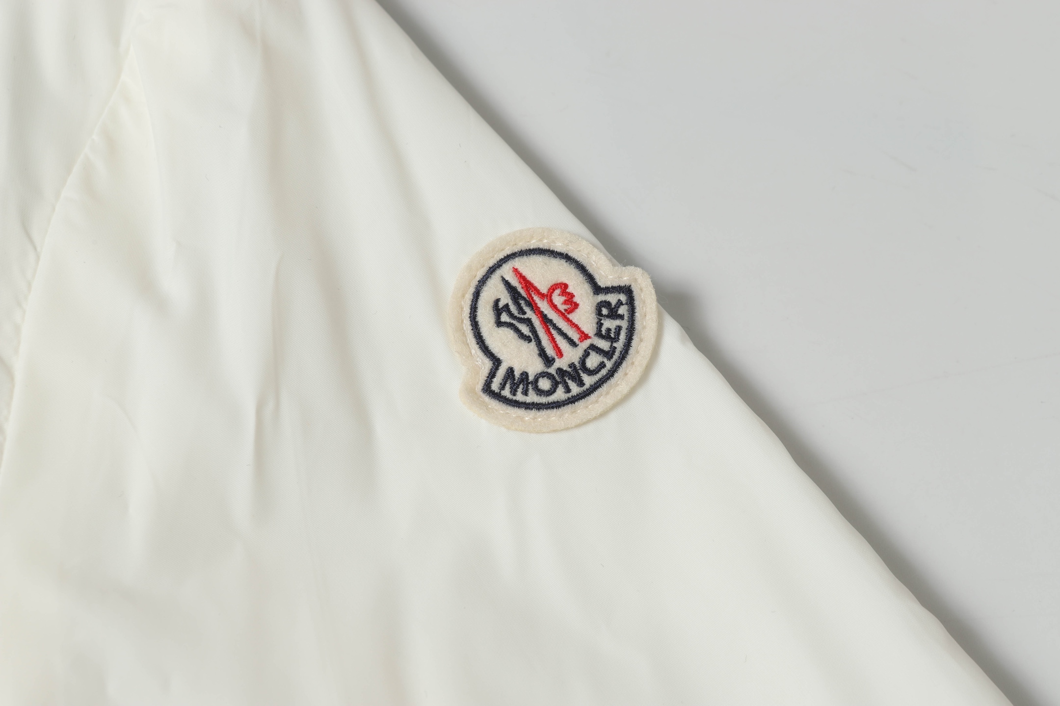 Moncler Summer Sunscreen Jacket: Airproof, UV-resistant, Trendy Design, High-end Version - 图片 5